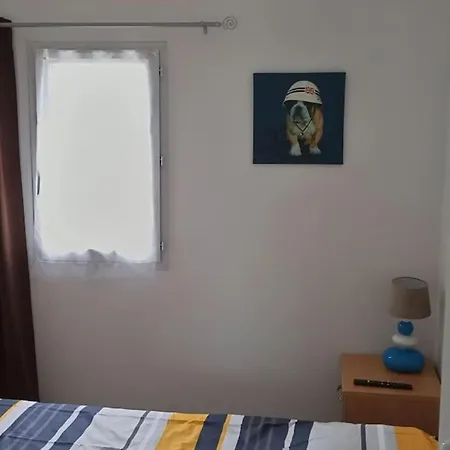 Grande Maison Conviviale A Avec Jardin Clos