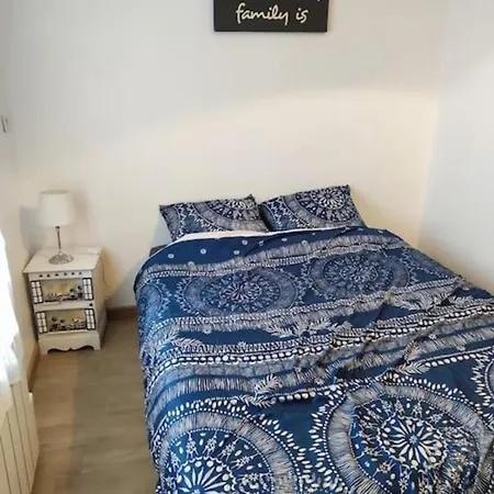 Grande Maison Conviviale A Avec Jardin Clos Ferienhaus