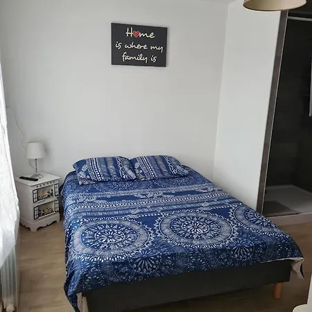 Grande Maison Conviviale A Avec Jardin Clos Ferienhaus