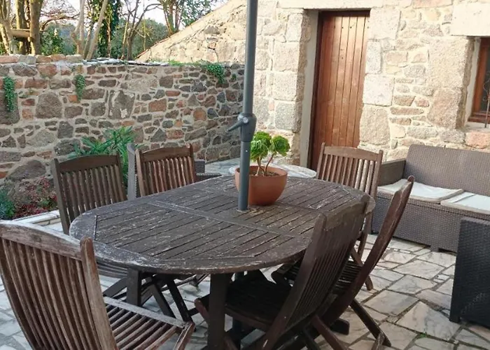 Grande Maison Conviviale A Avec Jardin Clos * Flamanville