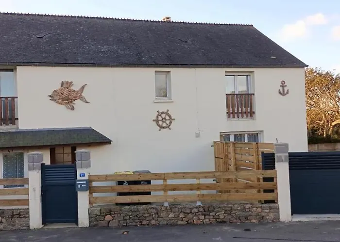 Grande Maison Conviviale A Avec Jardin Clos Tatil Evi Flamanville