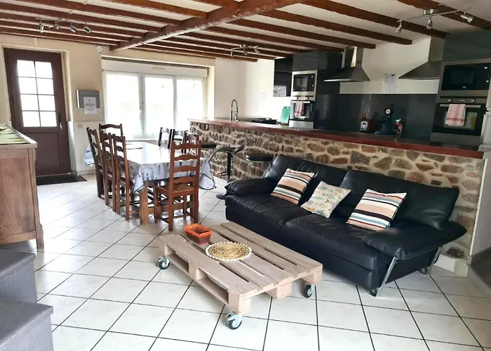 Grande Maison Conviviale A Avec Jardin Clos Flamanville