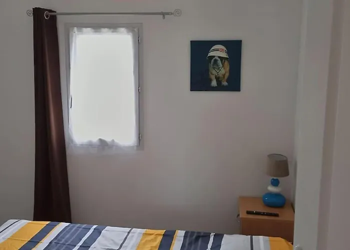 Grande Maison Conviviale A Avec Jardin Clos