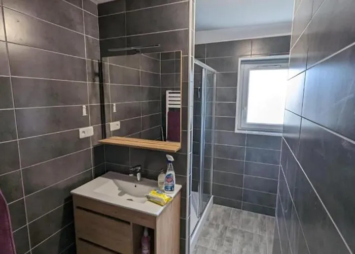 Grande Maison Conviviale A Avec Jardin Clos Flamanville